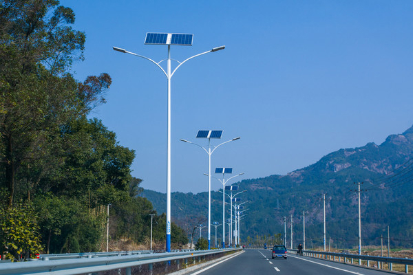 太陽能路燈，太陽能價(jià)格，太陽能廠家