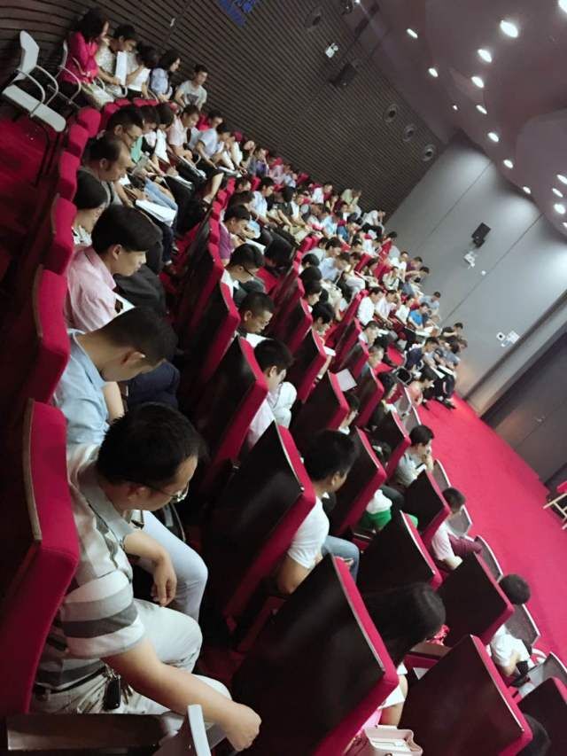 太陽能智慧路燈，太陽能路燈廠家，太陽能路燈價格