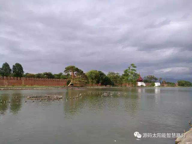 太陽(yáng)能路燈，太陽(yáng)能路燈廠家，太陽(yáng)能路燈價(jià)格