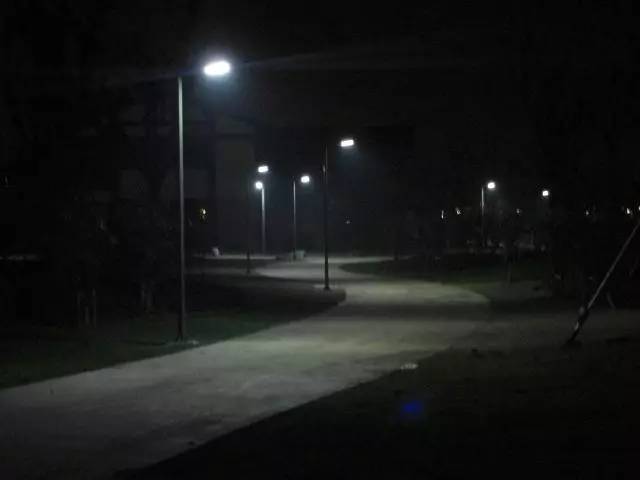 太陽能路燈，太陽能廠家，道路照明，戶外照明，照明燈具，太陽能燈具，節(jié)能環(huán)保