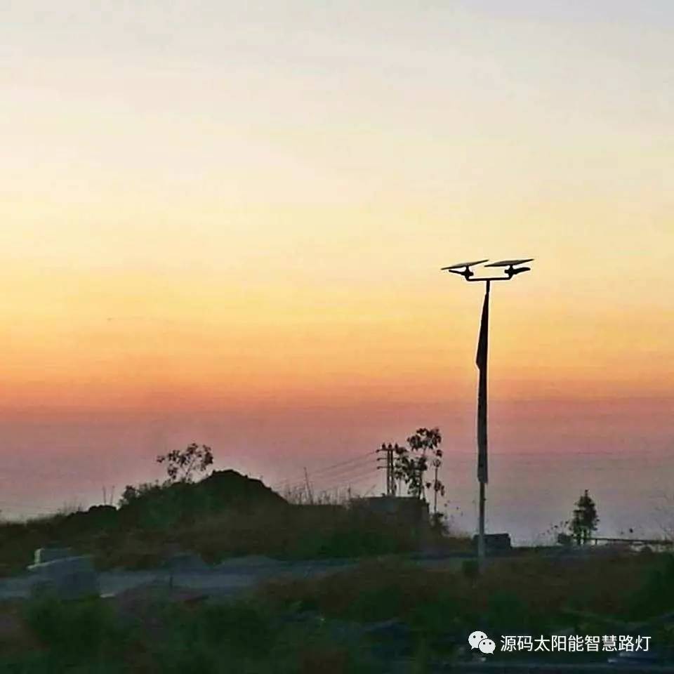 太陽能路燈，太陽能平板燈，光伏產(chǎn)業(yè)，綠色節(jié)能，太陽能路燈廠家
